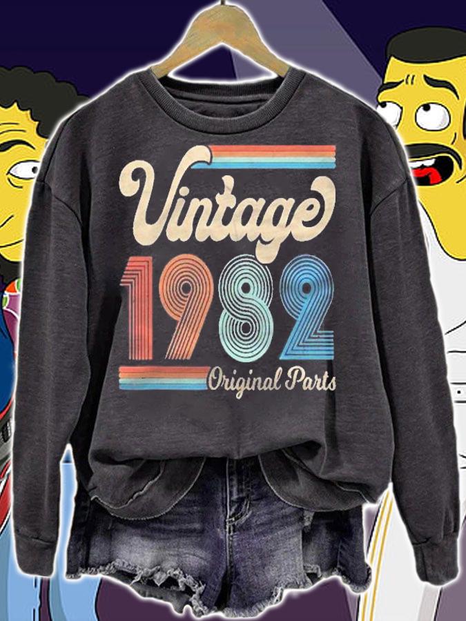 39Th Birthday Graphic Tee Born In 1982 Shirts Vintage Theme shirt t-shirt