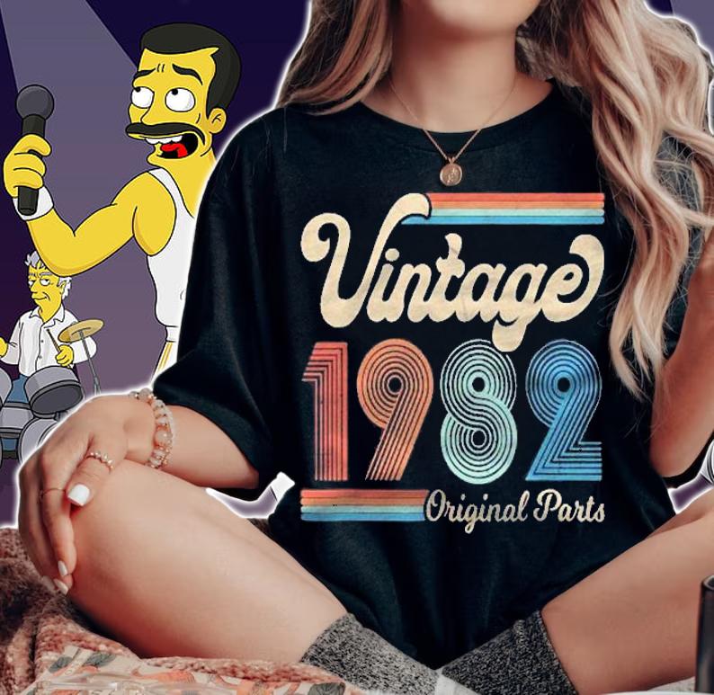 39Th Birthday Graphic Tee Born In 1982 Shirts Vintage Theme shirt t-shirt
