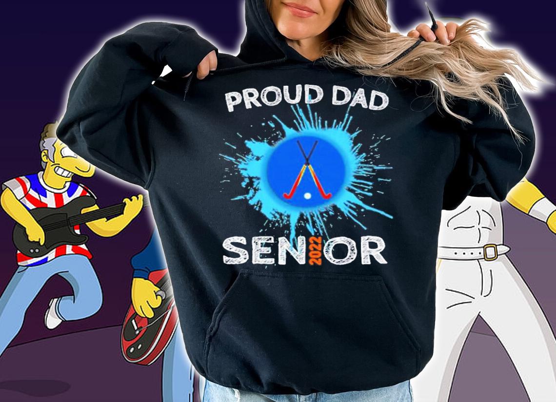Proud Dad Hockey Senior 2022 High School Graduation T-Shirt t-shirt