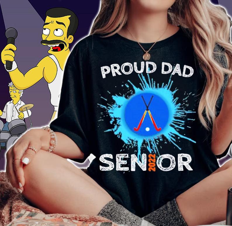 Proud Dad Hockey Senior 2022 High School Graduation T-Shirt t-shirt