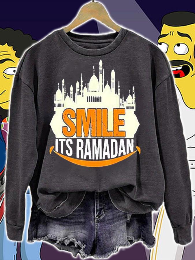 Smile Its Ramadan Cool Islamic Ramadan Saying Muslim Eid T-Shirt t-shirt