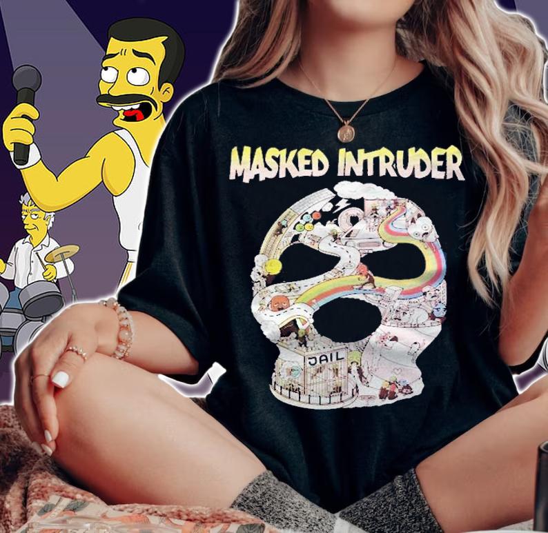 Drawing Mask Essential Shirt t-shirt