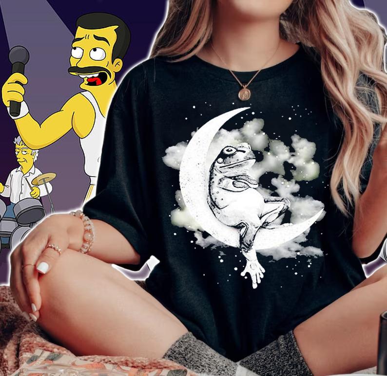 Frog Sit On The Moon T-Shirt