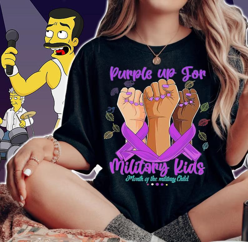 Hands Purple Up Day For Military Kids CHILD Purple Up 2022 T-Shirt woman shirt